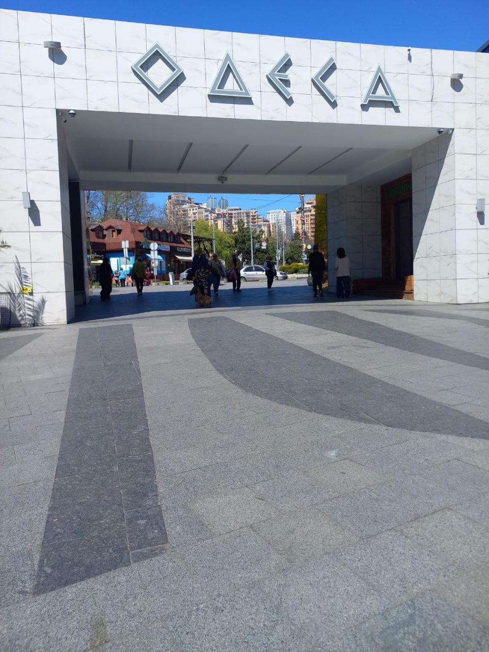 "Ваша Квартира" - У Самого Дерибаса! "Ваша Квартира" Біля Самого Дерибаса! Odessa Luaran gambar